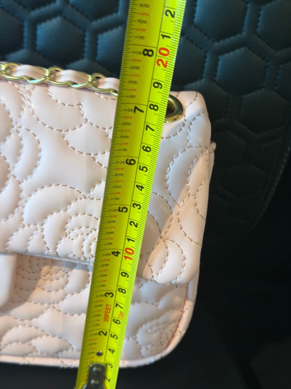 Quilted Floral Chain Shoulder Bag in Light Pink - Picture 5 of 5